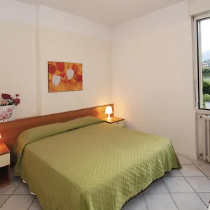 Village Apartahotel